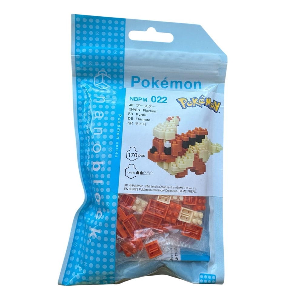 Pokemon Flareon Building Set - Red and Cream